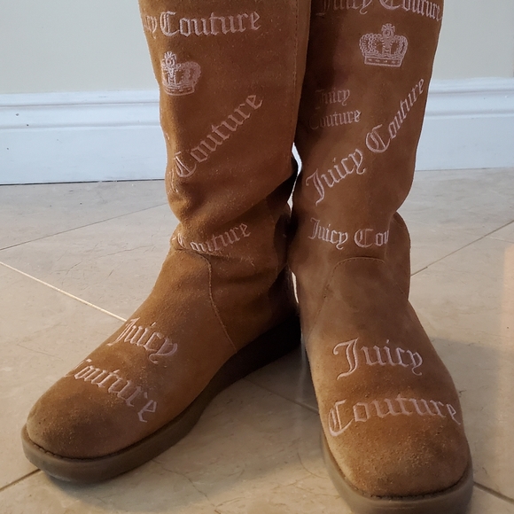JUICY COUTURE BROWN SUEDE BOOTS - Picture 1 of 11
